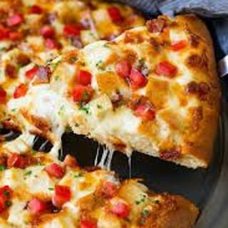 Chicken Alfredo Pizza