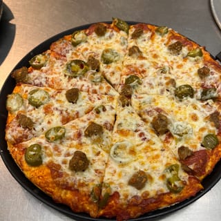 Veyo Volcano Pizza
