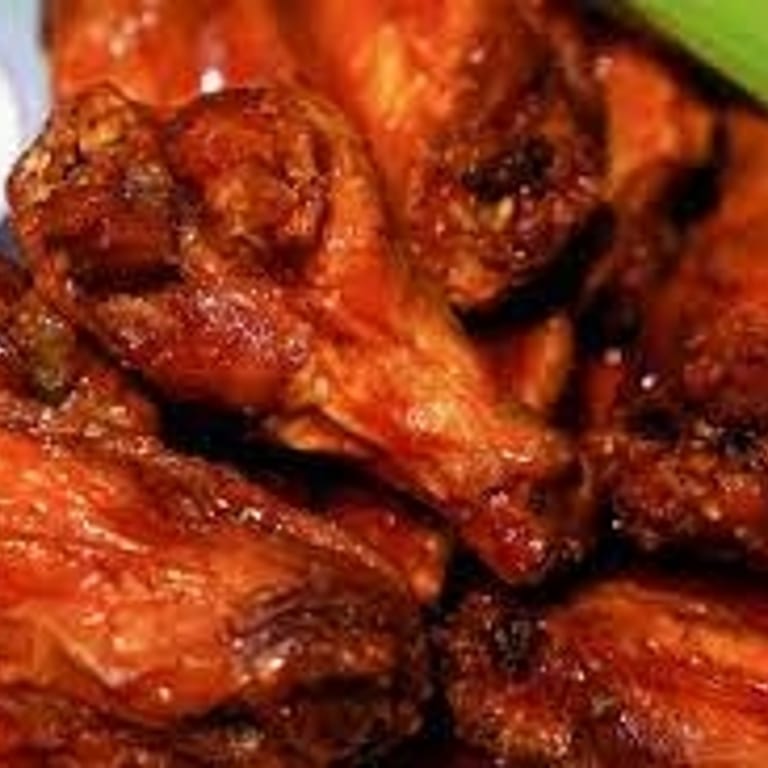 Spicy Hot Wings: A Crowd Favorite